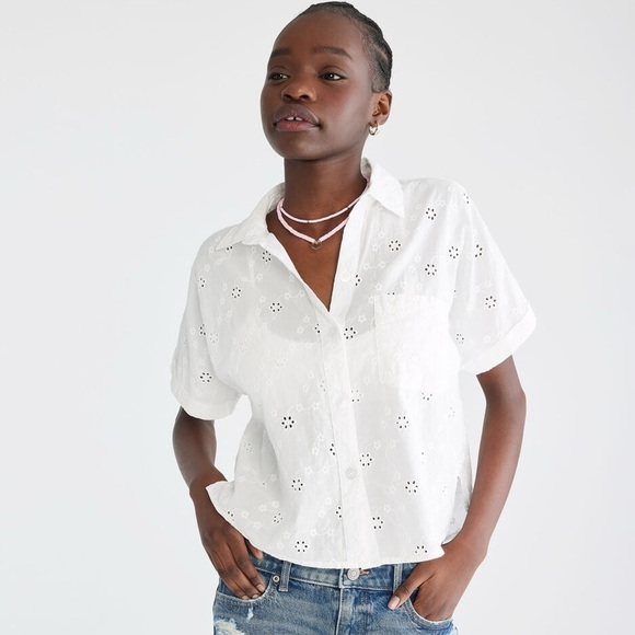 Cropped Button Down with Silver Embellishments - Picture 2 of 9